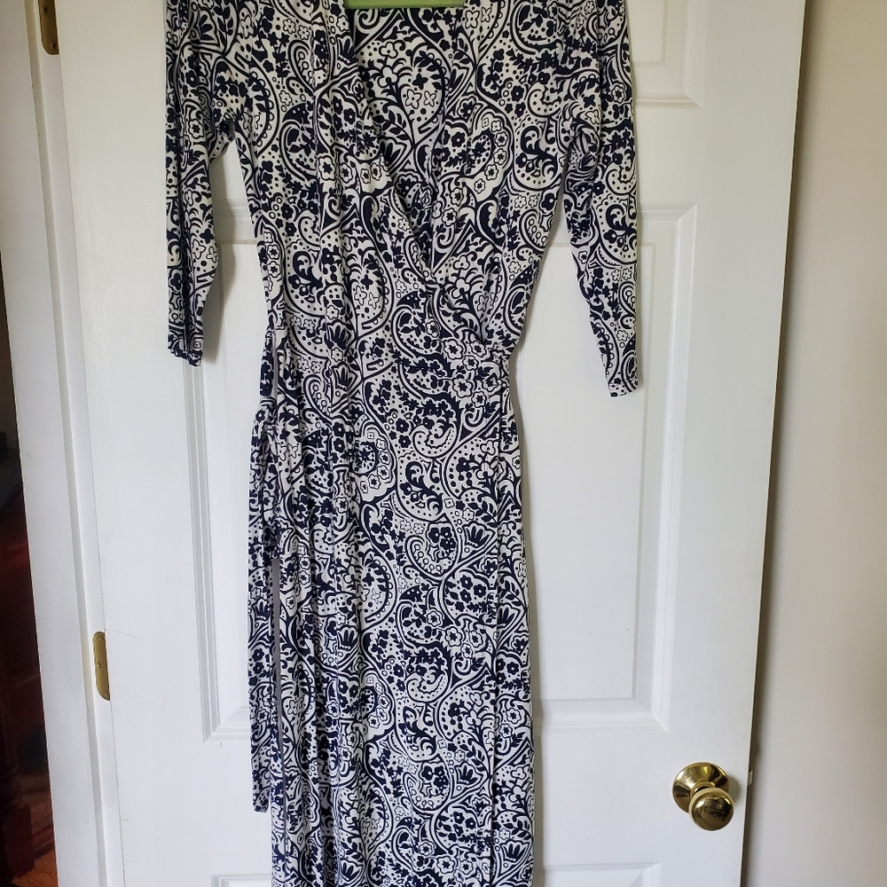 Boden size 8 navy blue wrap around v-neck dress 3/4 long sleeves